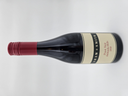 Shaw   Smith Pinot Noir Adelaide Hills 19 37.5CL